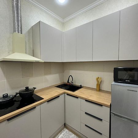 2-Х Комнатная Квартира Аэропорт Turksib Luaran gambar